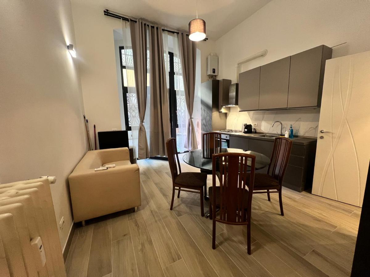 Tadino-30 Apartment มิลาน ภายนอก รูปภาพ